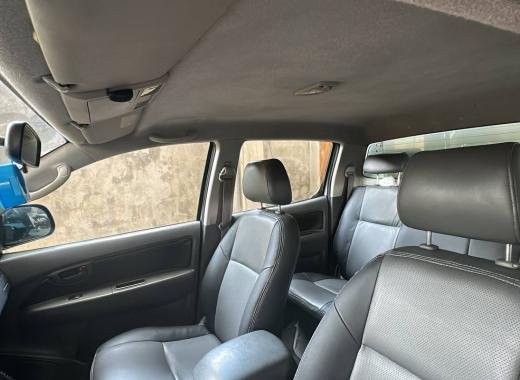 PICK-UP BY 7449 RB HILLUX (location au nord du Bénin)