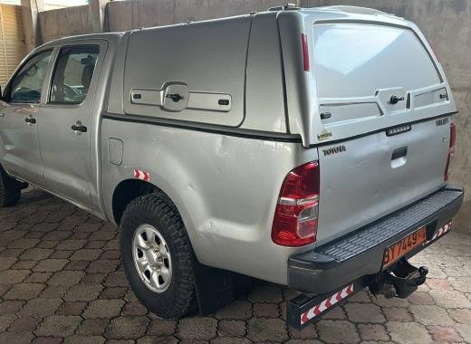 PICK-UP BY 7449 RB HILLUX (location au nord du Bénin)