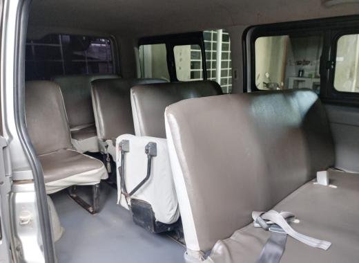 MINI BUS BZ 0188 RB (location au sud du Bénin)